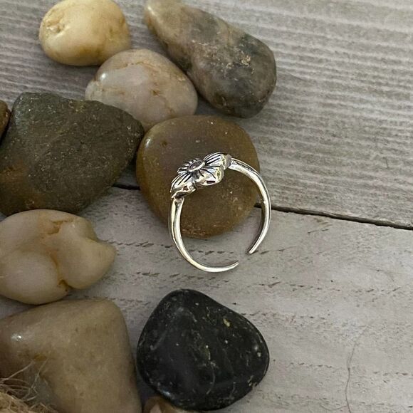 Sterling Silver Flower Cz Toe Ring Midi Ring - Picture 2 of 3